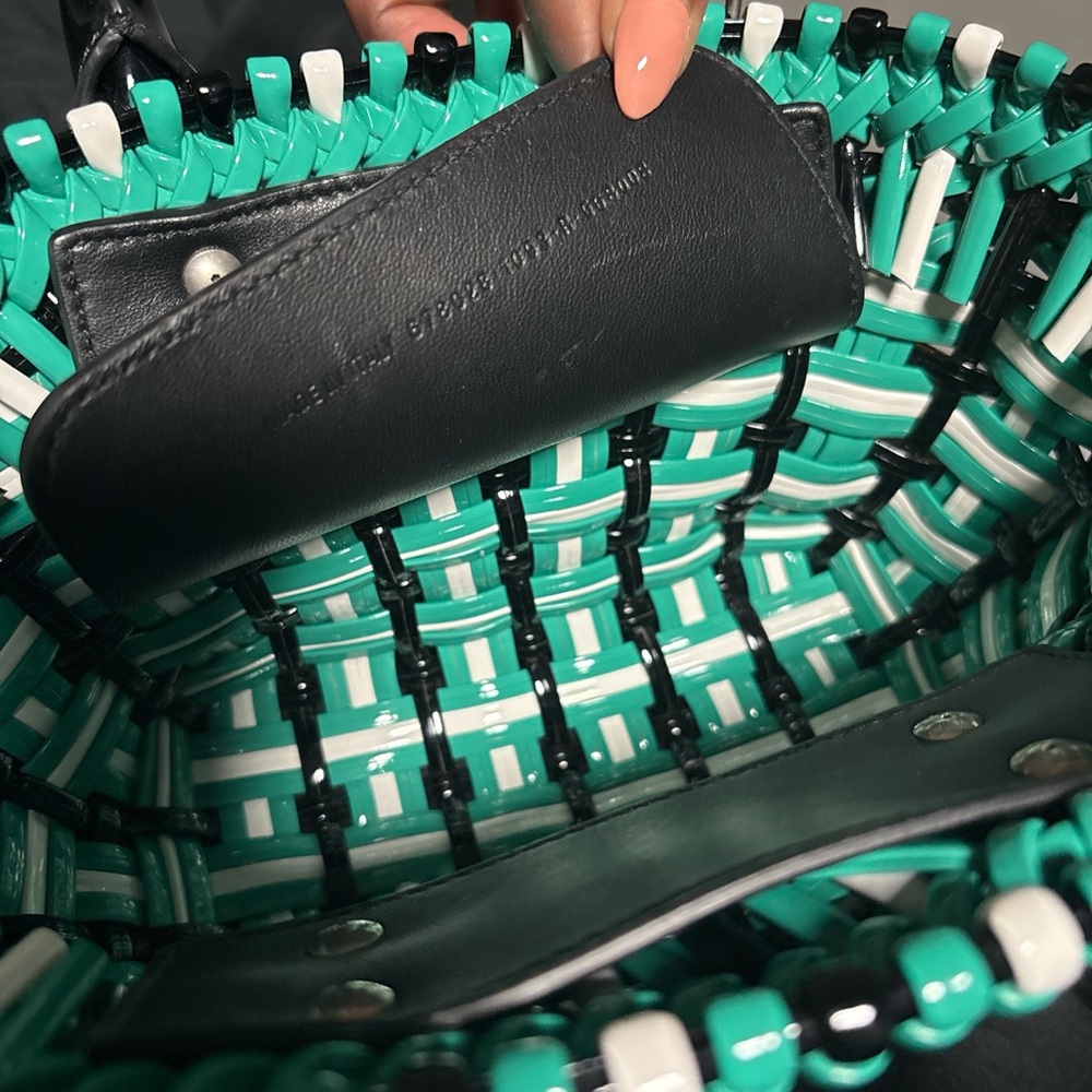 Balenciaga Green, White & Black Woven Tote - Picture 4 of 8